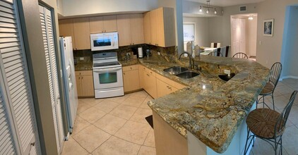 805 Villa Cir in Boynton Beach, FL - Building Photo - Building Photo