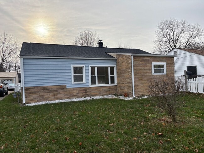 870 Geneva Ave in Columbus, OH - Building Photo - Building Photo