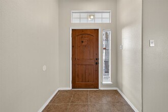 5006 Mossy Bridge Dr in Spring, TX - Building Photo - Building Photo