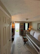 7209 Boca Ciega Dr in St Pete Beach, FL - Building Photo - Building Photo