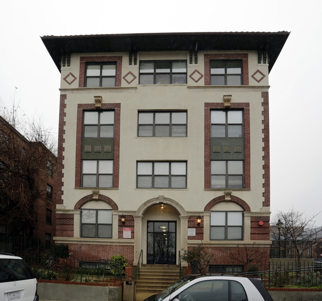 Sunflower House in Washington, DC - Building Photo - Building Photo