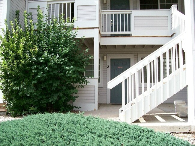 property at 1225 W Prospect Rd