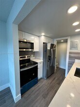 6601 Winfield Blvd in Margate, FL - Building Photo - Building Photo