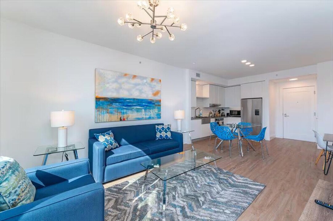 460 NE 5th St in Miami, FL - Building Photo