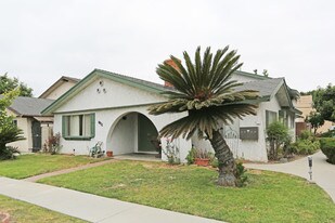 4011 Green Ave in Los Alamitos, CA - Building Photo