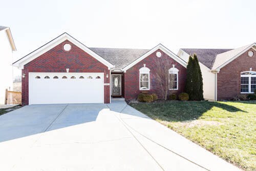 205 Palmer Dr in Frankfort, KY - Building Photo