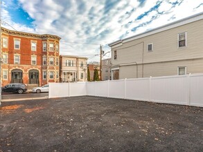 131 Congress Ave in Chelsea, MA - Building Photo - Building Photo
