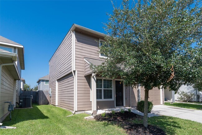 5456 Quail Cove Ln in Houston, TX - Building Photo - Building Photo