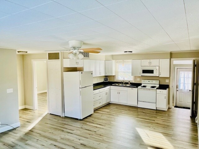 property at 9372 Miami Ave