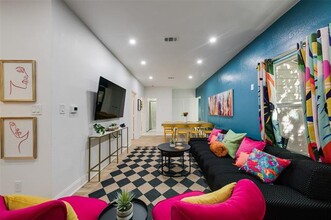 5624 Side in Dallas, TX - Building Photo - Building Photo