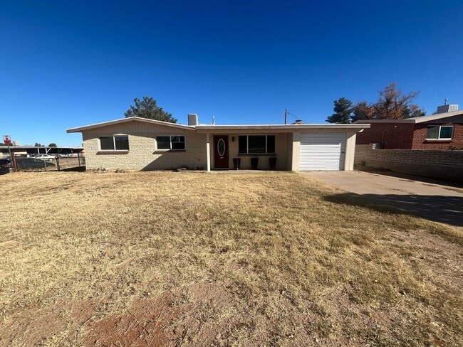 property at 611 S Carmichael Ave