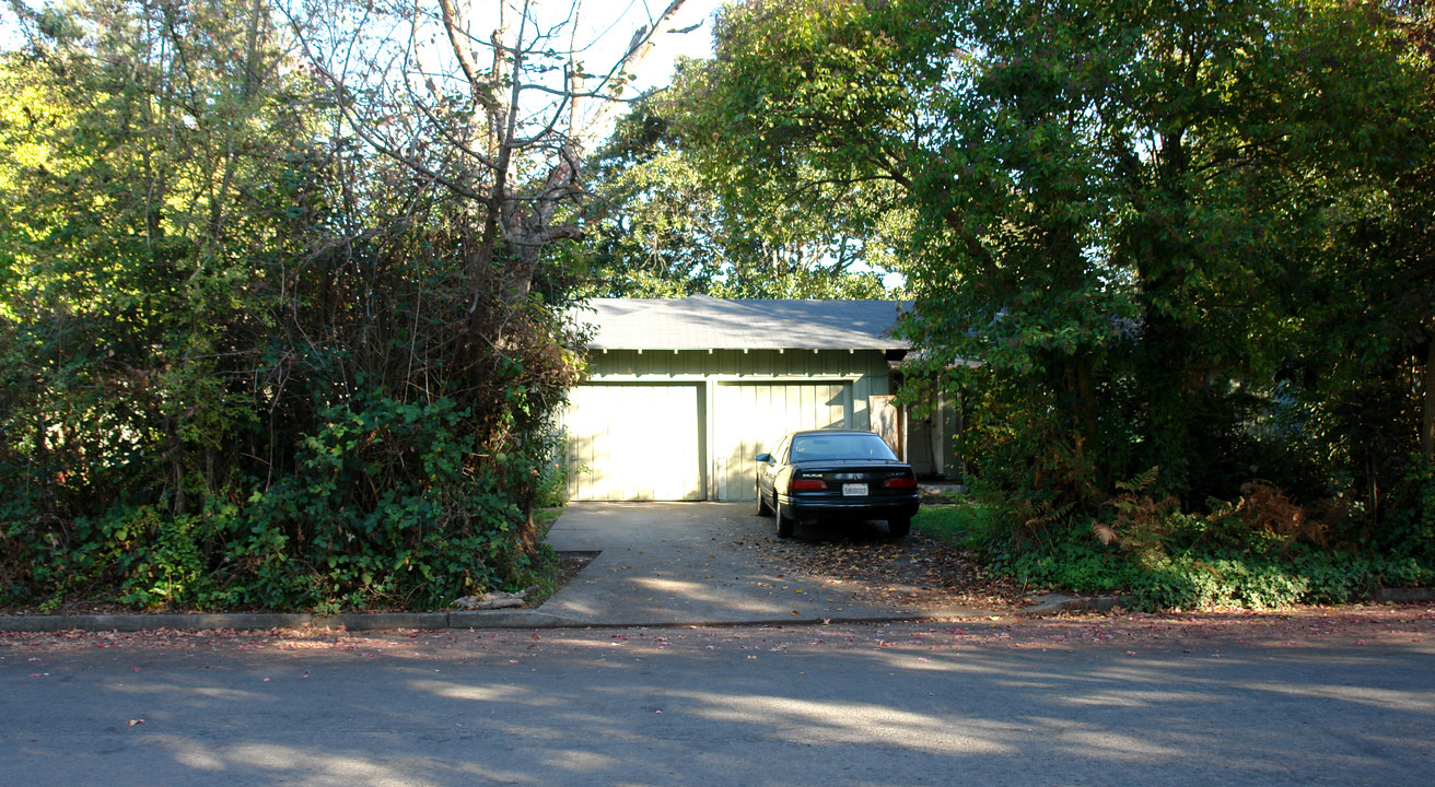 1580 King St in Santa Rosa, CA - Foto de edificio