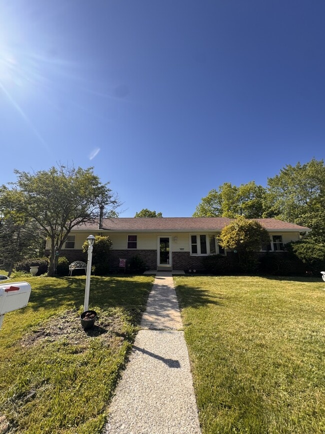 property at 4902 Creek Dr