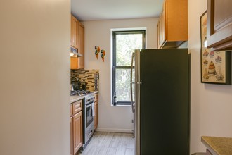 129 E 101st St in New York, NY - Foto de edificio - Building Photo