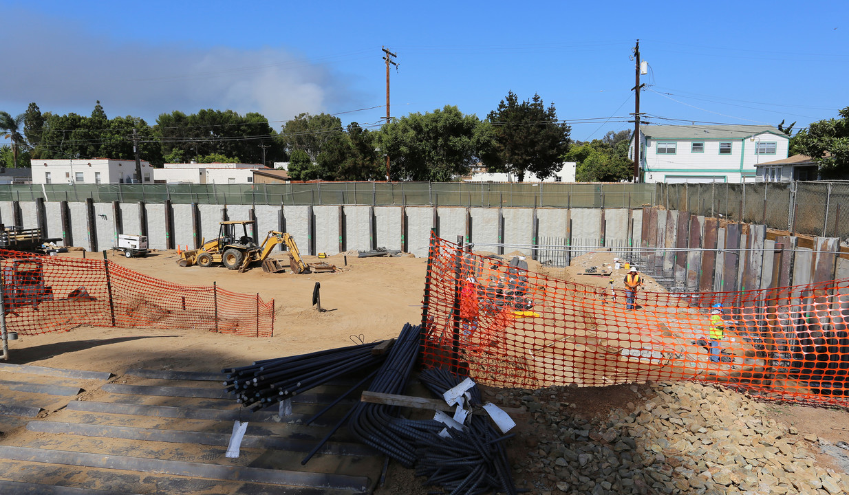 Lofts on Landis in Chula Vista, CA - Building Photo