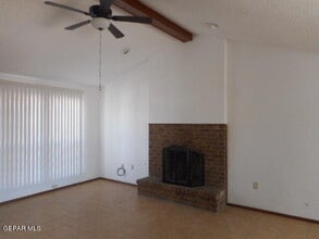 1860 Sonoma Pl in El Paso, TX - Building Photo - Building Photo