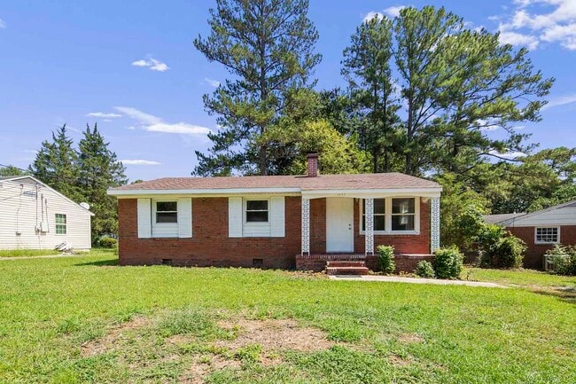 1437 Thelbert Dr in Fayetteville, NC - Building Photo - Building Photo
