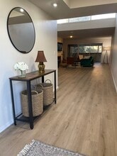 440 N Dodge Blvd, Unit Master Bedroom in Tucson, AZ - Foto de edificio - Building Photo