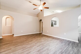 30322 Pongo Way in Wesley Chapel, FL - Building Photo - Building Photo