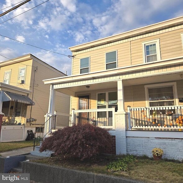 1247 Maple St, Unit 364 in Pottstown, PA - Building Photo