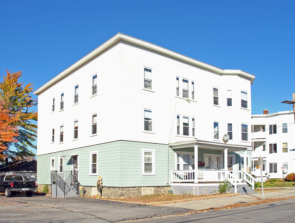 840-844 Somerville St in Manchester, NH - Building Photo