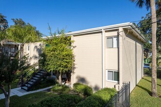 Dunsford Terrace Apartments in Jacksonville, FL - Foto de edificio - Building Photo