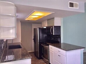 4624 Bethany Dr in Garland, TX - Building Photo - Building Photo