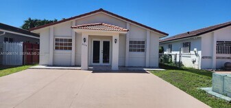 2574 W 71st Pl in Hialeah, FL - Building Photo