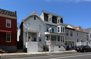 236-238 Summit Ave in Hagerstown, MD - Building Photo
