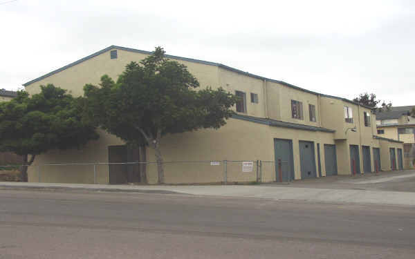 1645-1685 S 43rd St in San Diego, CA - Building Photo - Building Photo