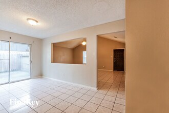 13818 Bella Dr in Cypress, TX - Building Photo - Building Photo