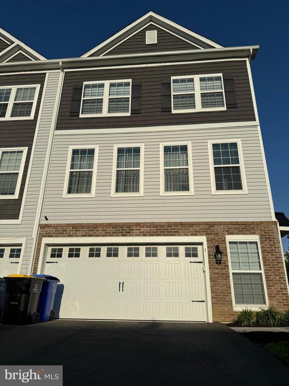 property at 1 Autumn Park Blvd
