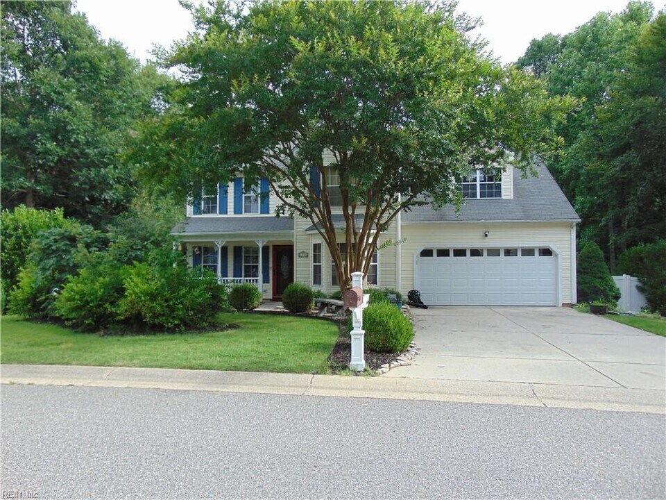 6041 Allegheny Rd in Williamsburg, VA - Building Photo