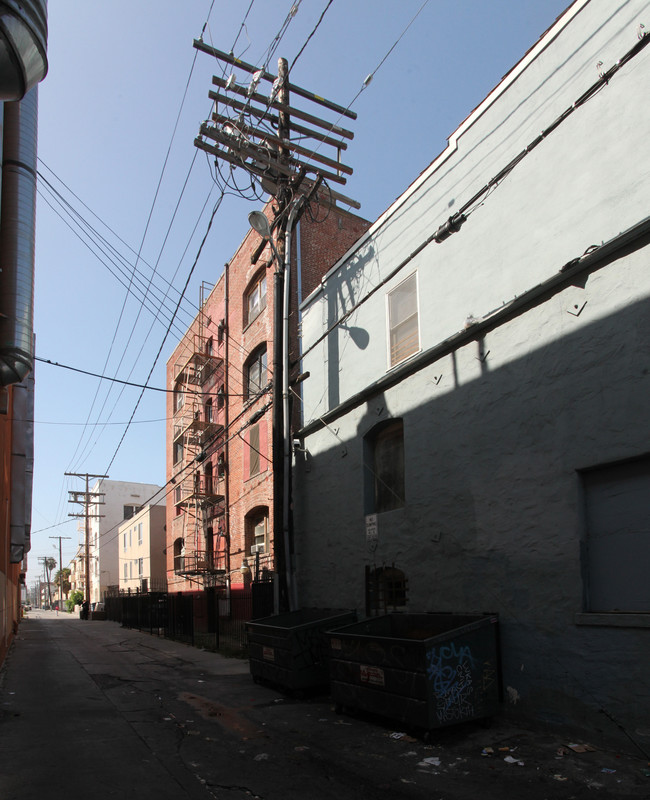 Artiste Apartments in Los Angeles, CA - Foto de edificio - Building Photo