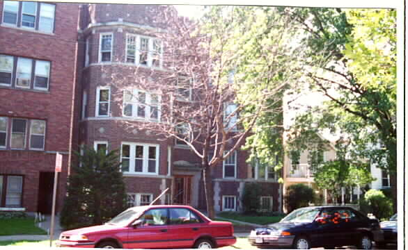 2003-2005 W. Lunt in Chicago, IL - Building Photo