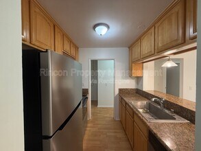 236 E Surfside Dr in Port Hueneme, CA - Building Photo - Building Photo