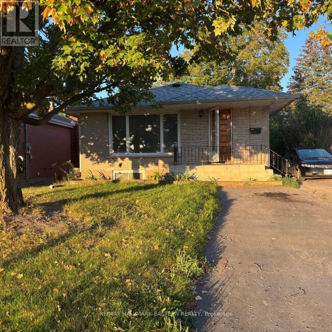 property at 893 Ford St