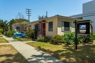 2621 26th St in Santa Monica, CA - Building Photo - Building Photo