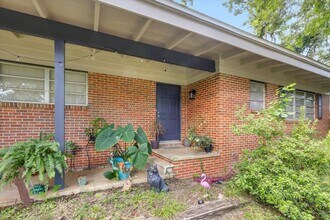 1612 Hasosaw Nene in Tallahassee, FL - Building Photo - Building Photo