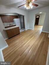 229 Endsleigh Ave in Middle River, MD - Foto de edificio - Building Photo