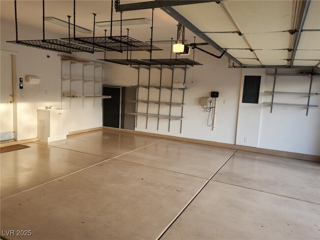 2934 Maffie St in Henderson, NV - Building Photo - Building Photo