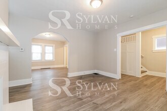 2303 Palm Beach Ave in Pittsburgh, PA - Building Photo - Building Photo