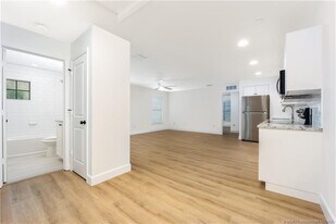 3375 SW Mapp Rd in Palm City, FL - Building Photo