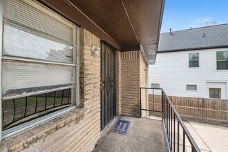 2806 Delano St in Houston, TX - Building Photo - Building Photo