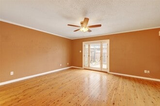 9009 North Plz, Unit 134 in Austin, TX - Building Photo - Building Photo