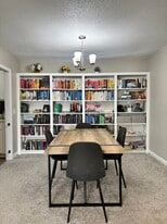 5581 Baronridge Dr, Unit 9 in St. Louis, MO - Building Photo