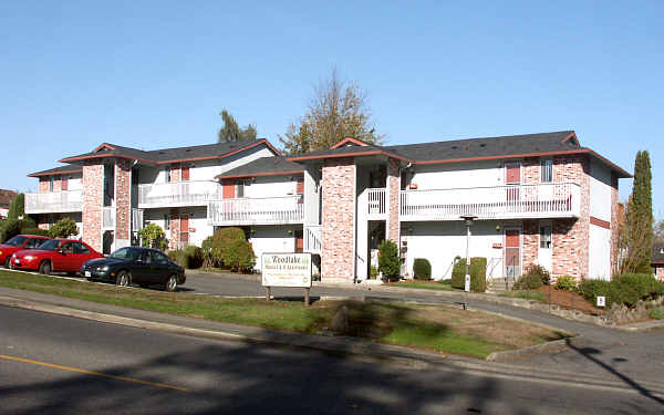 Woodlake Manor I & II in Snohomish, WA - Building Photo - Building Photo