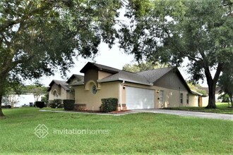 3610 Lithia Ridge Blvd in Valrico, FL - Building Photo - Building Photo