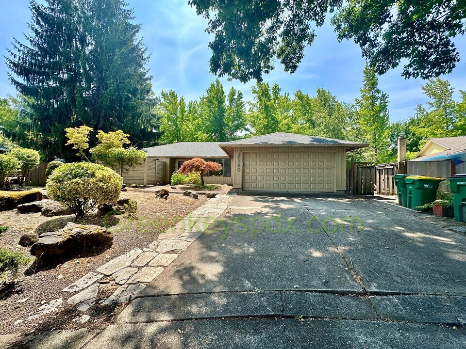 12150 SW Keas Ct in Beaverton, OR - Building Photo