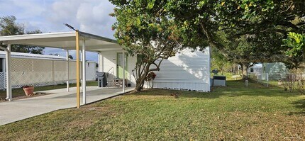 3636 LAZY LAKE Dr S in Lakeland, FL - Building Photo - Building Photo